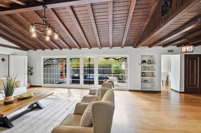 1665 Middlefield Road, Palo Alto, CA 94301