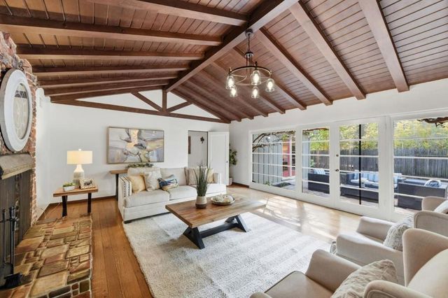 1665 Middlefield Road, Palo Alto, CA 94301