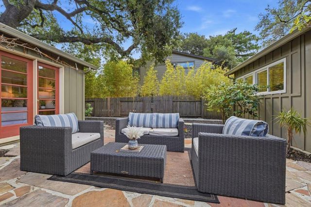 1665 Middlefield Road, Palo Alto, CA 94301