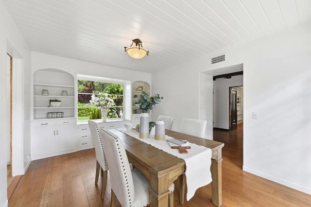 1665 Middlefield Road, Palo Alto, CA 94301