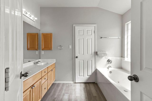 1704 Barilla Mountain TRL, Round Rock, TX 78664