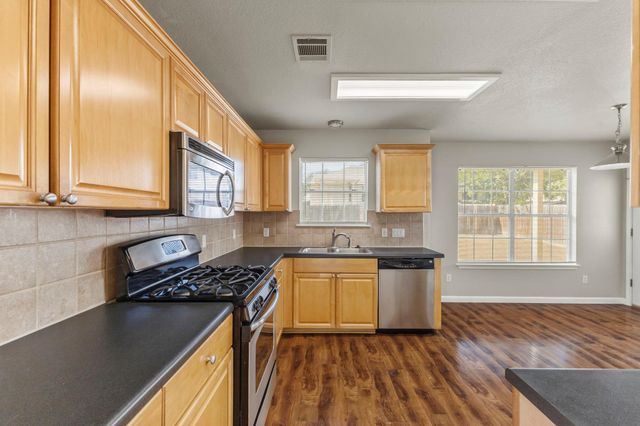 1704 Barilla Mountain TRL, Round Rock, TX 78664