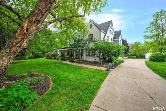 3211 N ELMCROFT Terrace, Peoria, IL 61604
