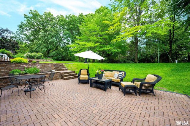 3211 N ELMCROFT Terrace, Peoria, IL 61604