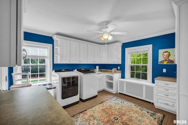 3211 N ELMCROFT Terrace, Peoria, IL 61604