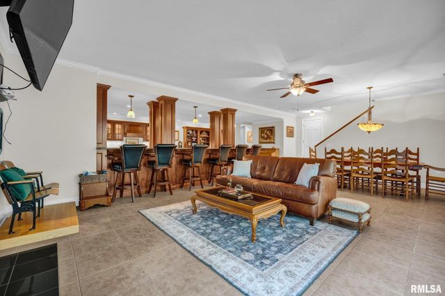 3211 N ELMCROFT Terrace, Peoria, IL 61604