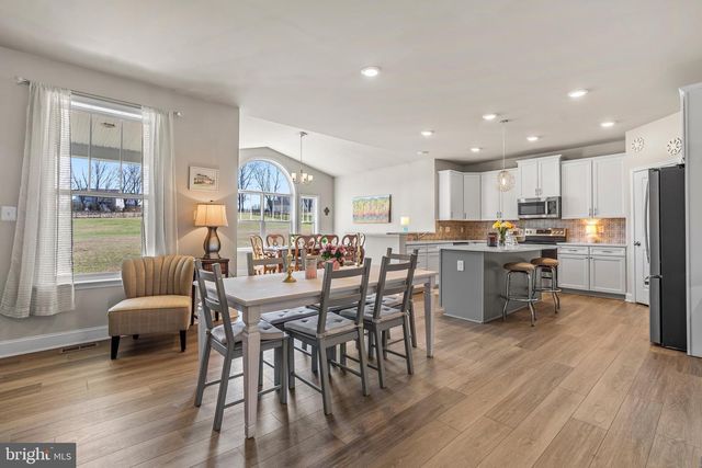 119 SUSSEX DR, Falling Waters, WV 25419