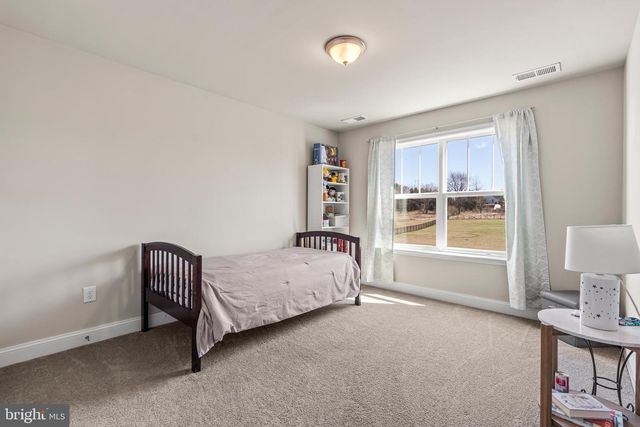 119 SUSSEX DR, Falling Waters, WV 25419