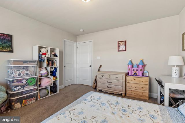 119 SUSSEX DR, Falling Waters, WV 25419