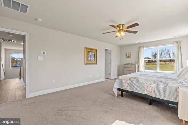 119 SUSSEX DR, Falling Waters, WV 25419
