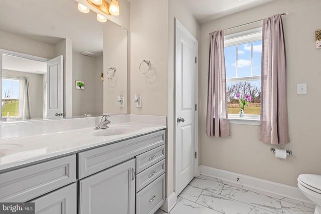 119 SUSSEX DR, Falling Waters, WV 25419