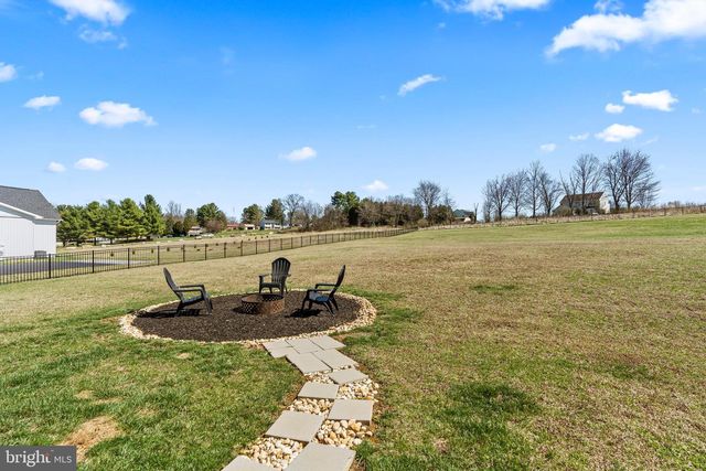 119 SUSSEX DR, Falling Waters, WV 25419