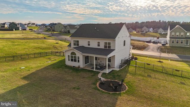 119 SUSSEX DR, Falling Waters, WV 25419