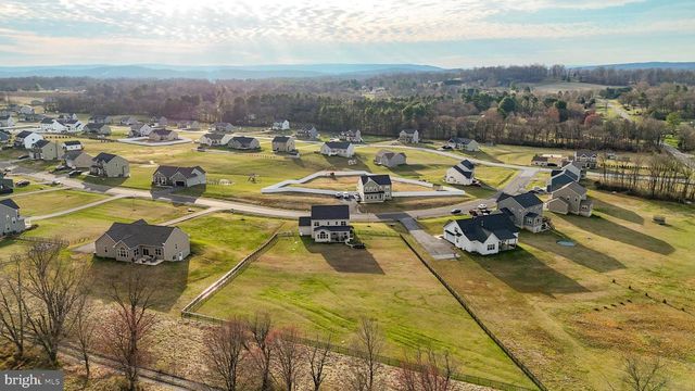 119 SUSSEX DR, Falling Waters, WV 25419