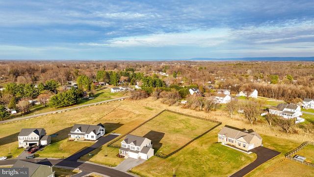 119 SUSSEX DR, Falling Waters, WV 25419