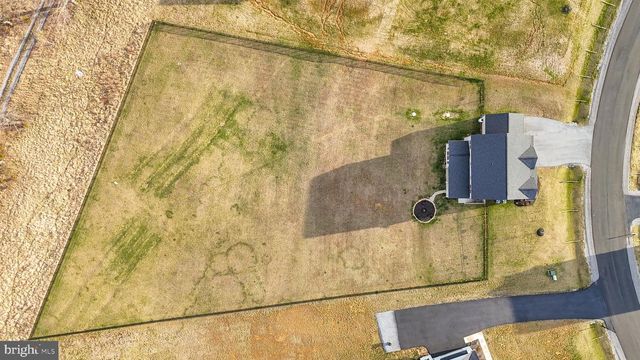 119 SUSSEX DR, Falling Waters, WV 25419