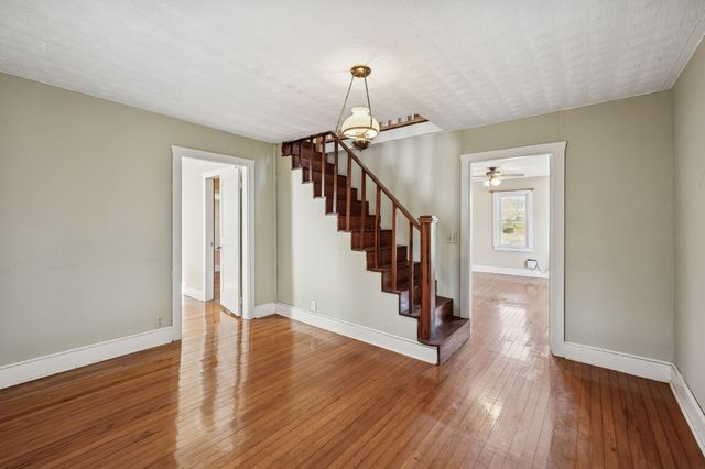 2554 Bakerton Rd, Red Boiling Springs, TN 37150