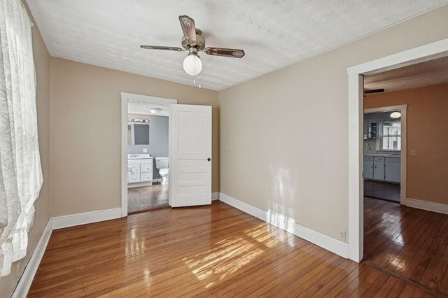 2554 Bakerton Rd, Red Boiling Springs, TN 37150