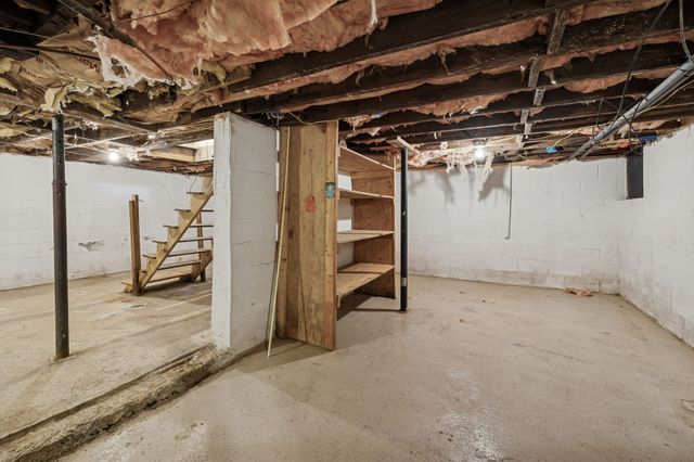 2554 Bakerton Rd, Red Boiling Springs, TN 37150