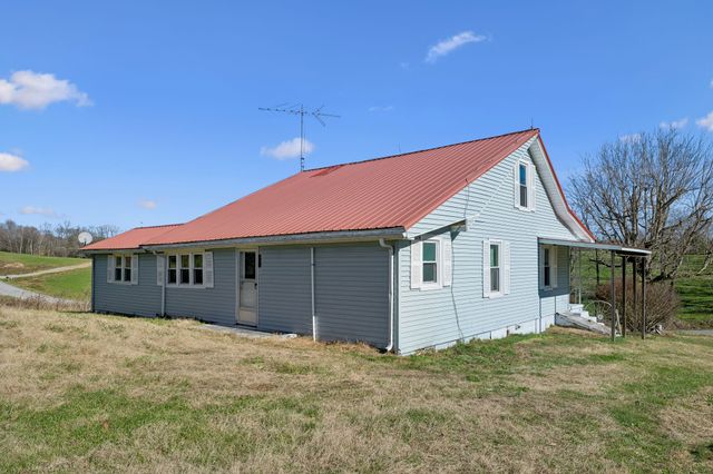 2554 Bakerton Rd, Red Boiling Springs, TN 37150