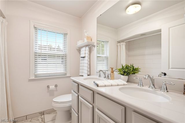 315 Stratford Road, Fairlawn, OH 44333
