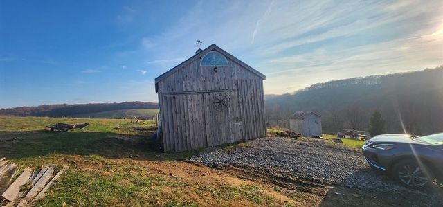 528 State Route 1035, Cowanshanock Twp, PA 16201