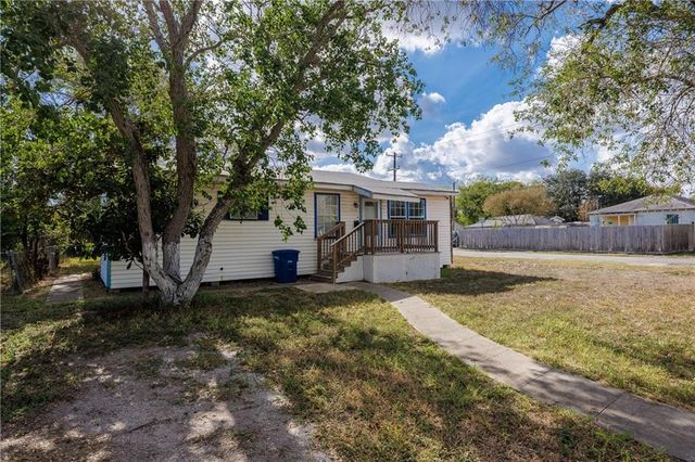 1350 Ormond Dr, Corpus Christi, TX 78415