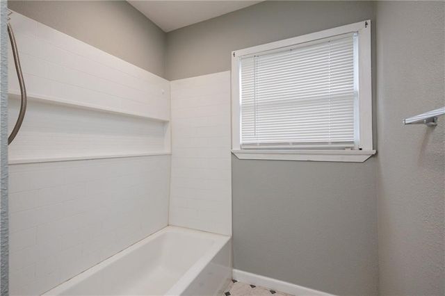 1350 Ormond Dr, Corpus Christi, TX 78415