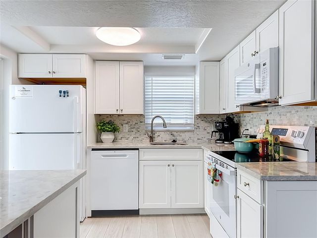 6154 MIDNIGHT PASS ROAD 6-C, Sarasota, FL 34242