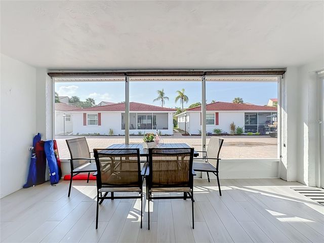 6154 MIDNIGHT PASS ROAD 6-C, Sarasota, FL 34242