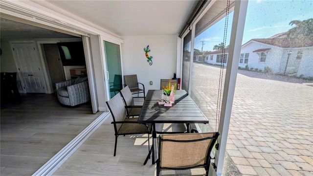 6154 MIDNIGHT PASS ROAD 6-C, Sarasota, FL 34242