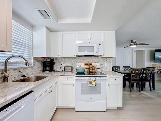 6154 MIDNIGHT PASS ROAD 6-C, Sarasota, FL 34242