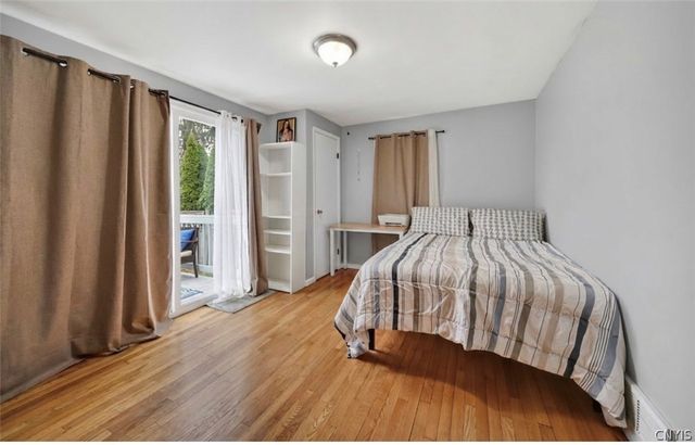 4878 Bear Road, Clay, NY 13088