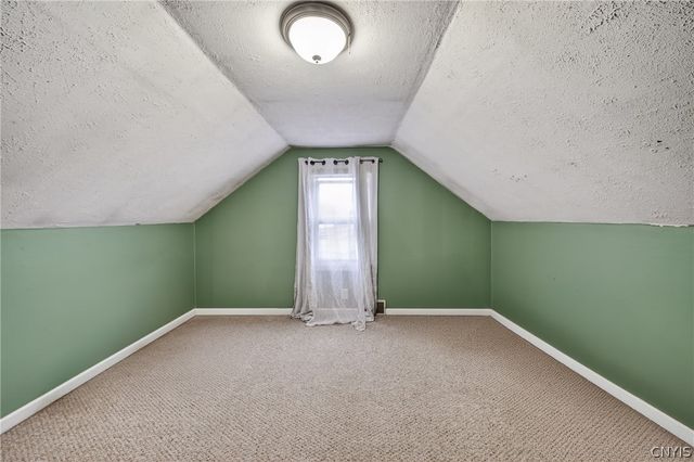 4878 Bear Road, Clay, NY 13088