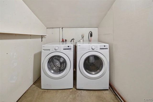 4878 Bear Road, Clay, NY 13088