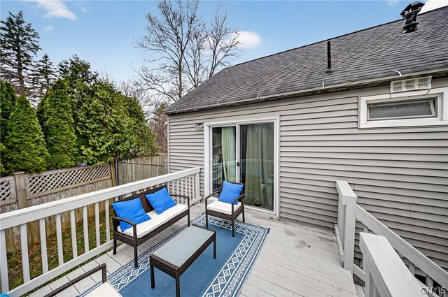 4878 Bear Road, Clay, NY 13088