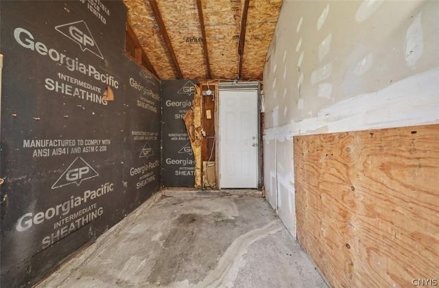 4878 Bear Road, Clay, NY 13088