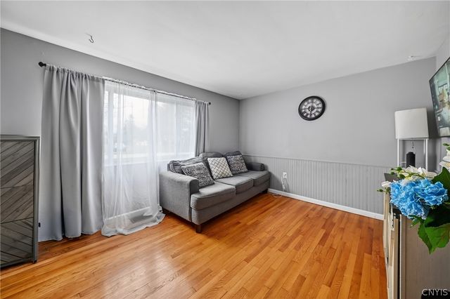 4878 Bear Road, Clay, NY 13088