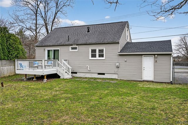 4878 Bear Road, Clay, NY 13088