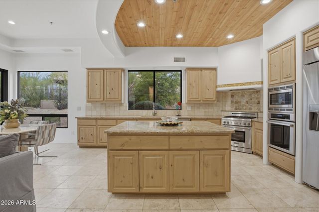 11366 E Desert Vista Road, Scottsdale, AZ 85255