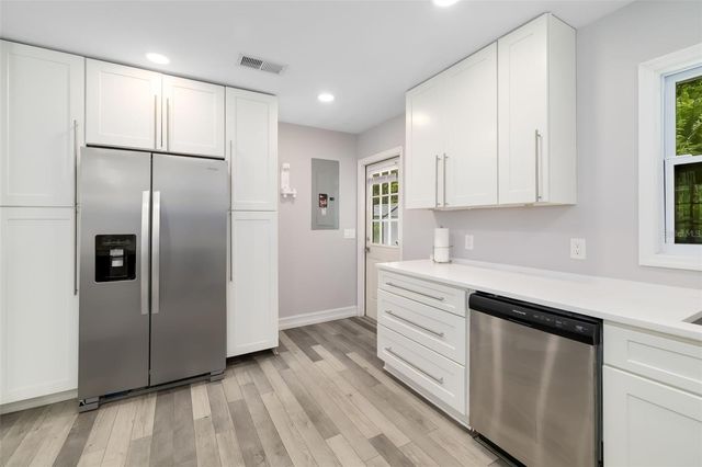 615 S SHADE AVENUE, Sarasota, FL 34237