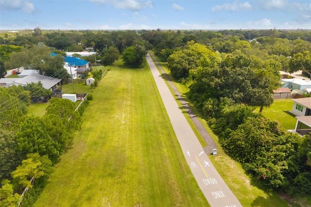 615 S SHADE AVENUE, Sarasota, FL 34237