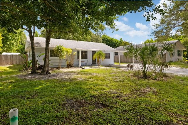 615 S SHADE AVENUE, Sarasota, FL 34237