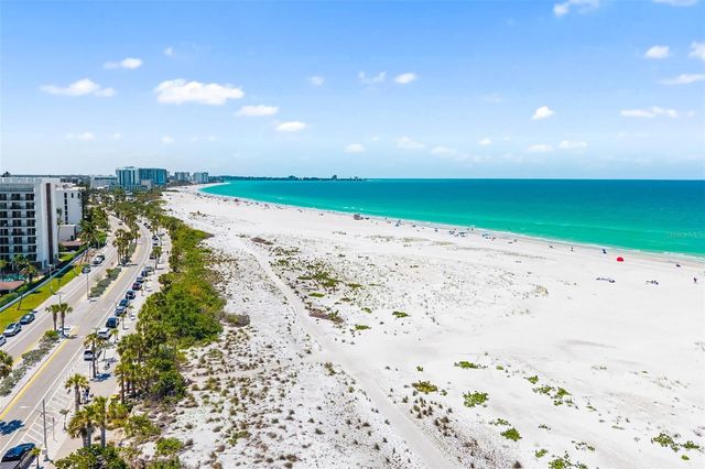 615 S SHADE AVENUE, Sarasota, FL 34237