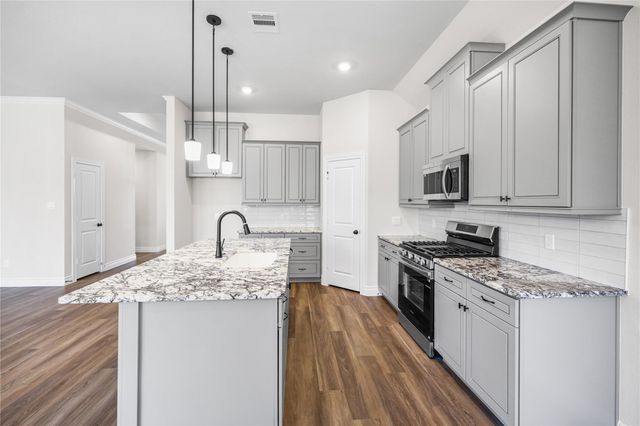 11827 Serena's Song Drive, Willis, TX 77318
