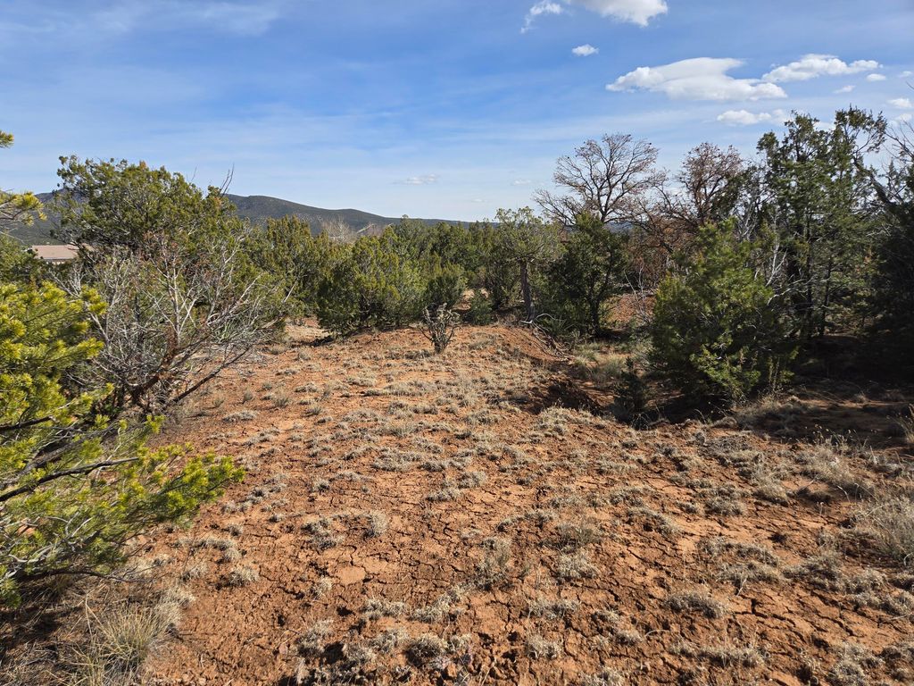 Image 9 of property listing at 125 Kiva Place 246, Sandia Park, NM 87047