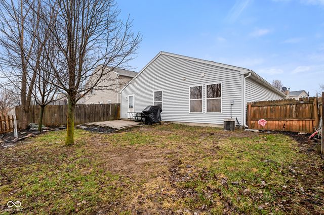 8532 Bluff Point Drive, Camby, IN 46113