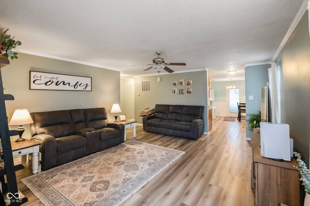 8532 Bluff Point Drive, Camby, IN 46113