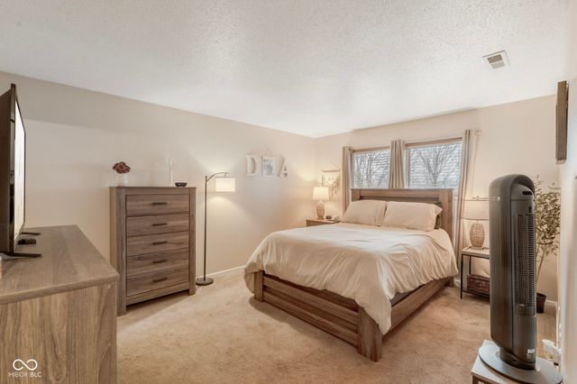 8532 Bluff Point Drive, Camby, IN 46113