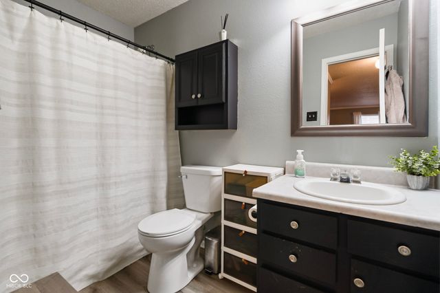 8532 Bluff Point Drive, Camby, IN 46113